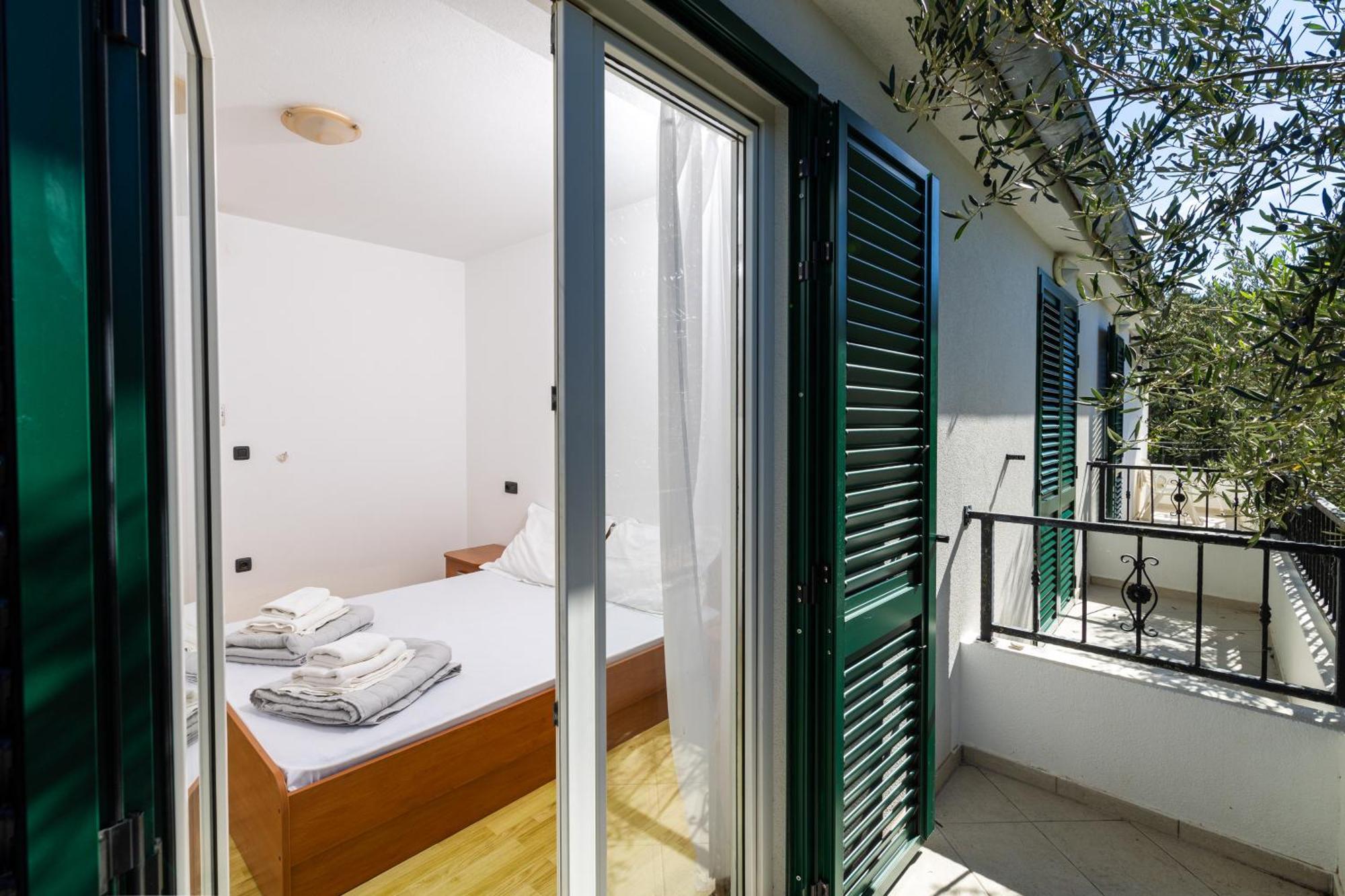 Rubin Apartment Zastrazisce