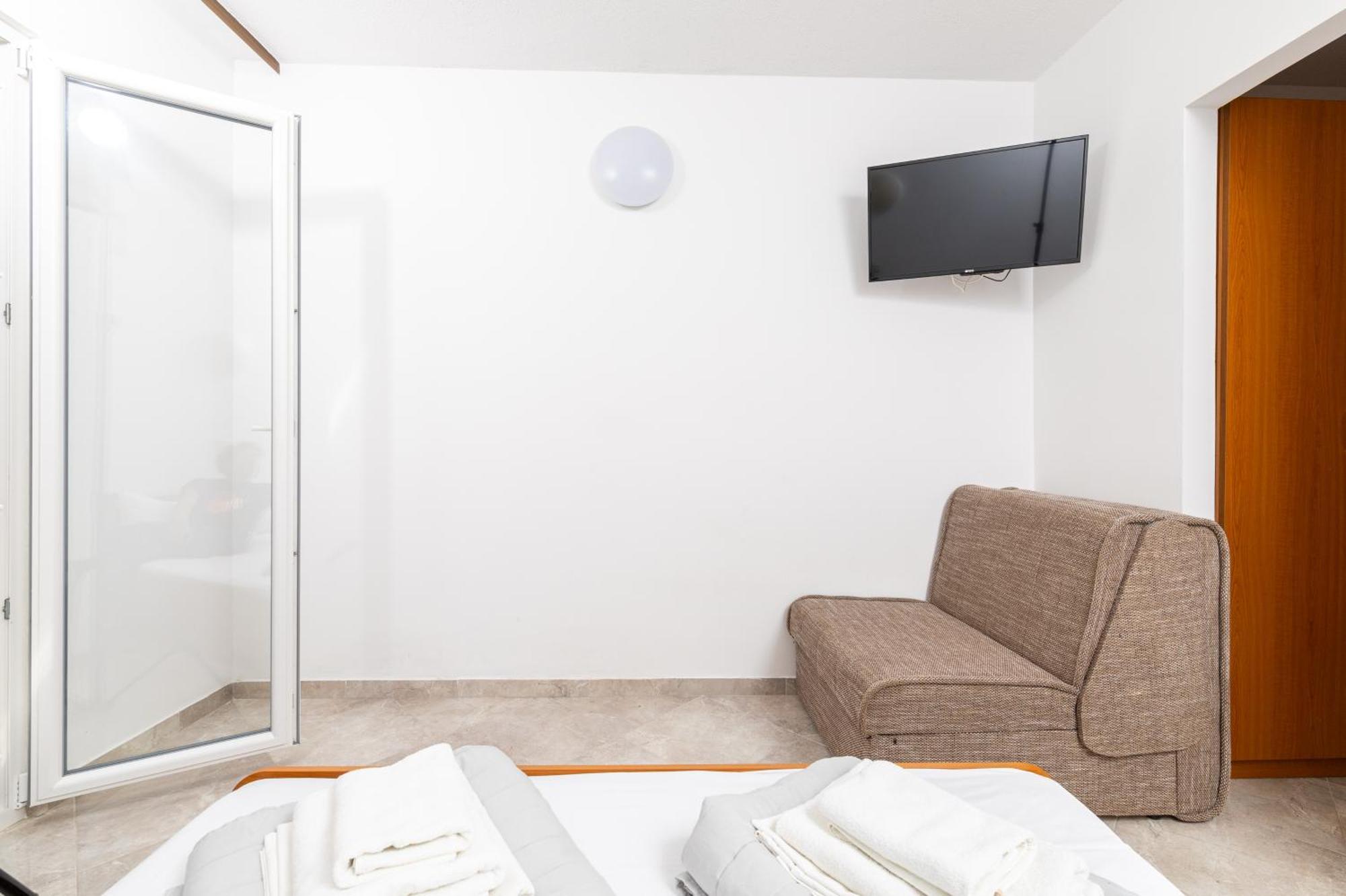 Rubin Apartment Zastrazisce